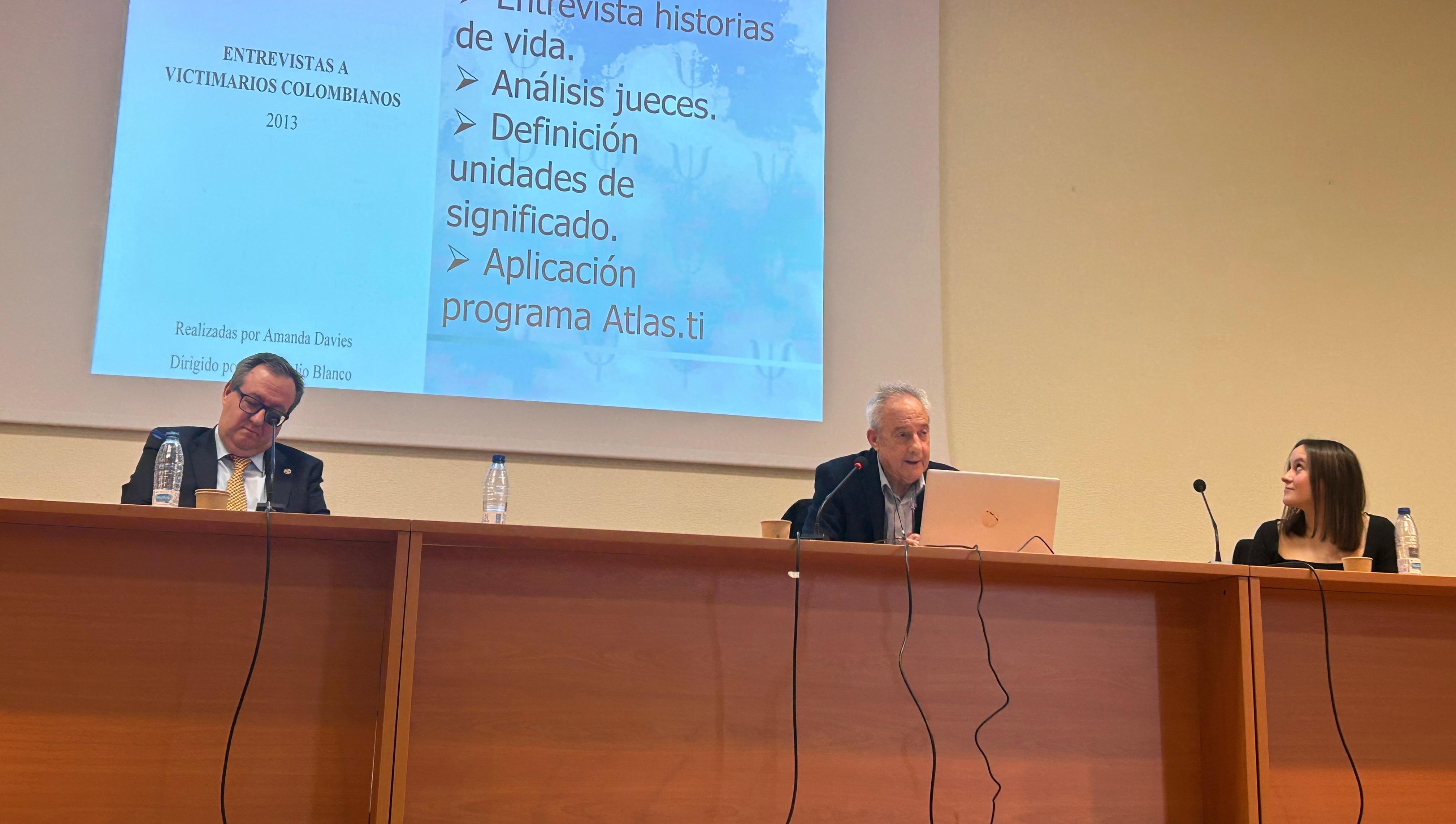 Clausuradas las Jornadas Psicología y Terrorismo con la participación de Ana Sanz-García, Jesús Sanz y Pedro Altungy en su 2.º día